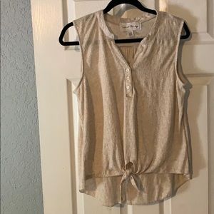 Easy cream sleeveless top